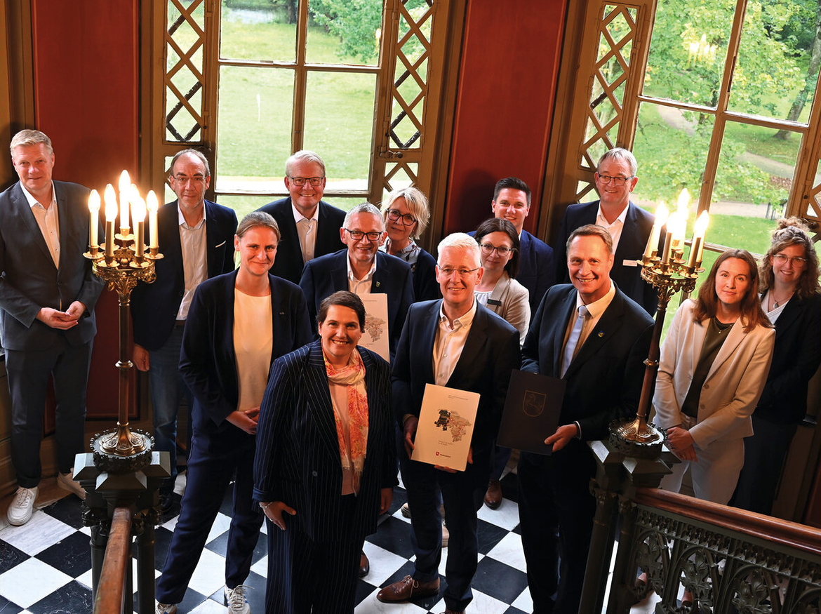 Auftakt Smart Region Ostfriesland: Übergabe der Förderbescheide